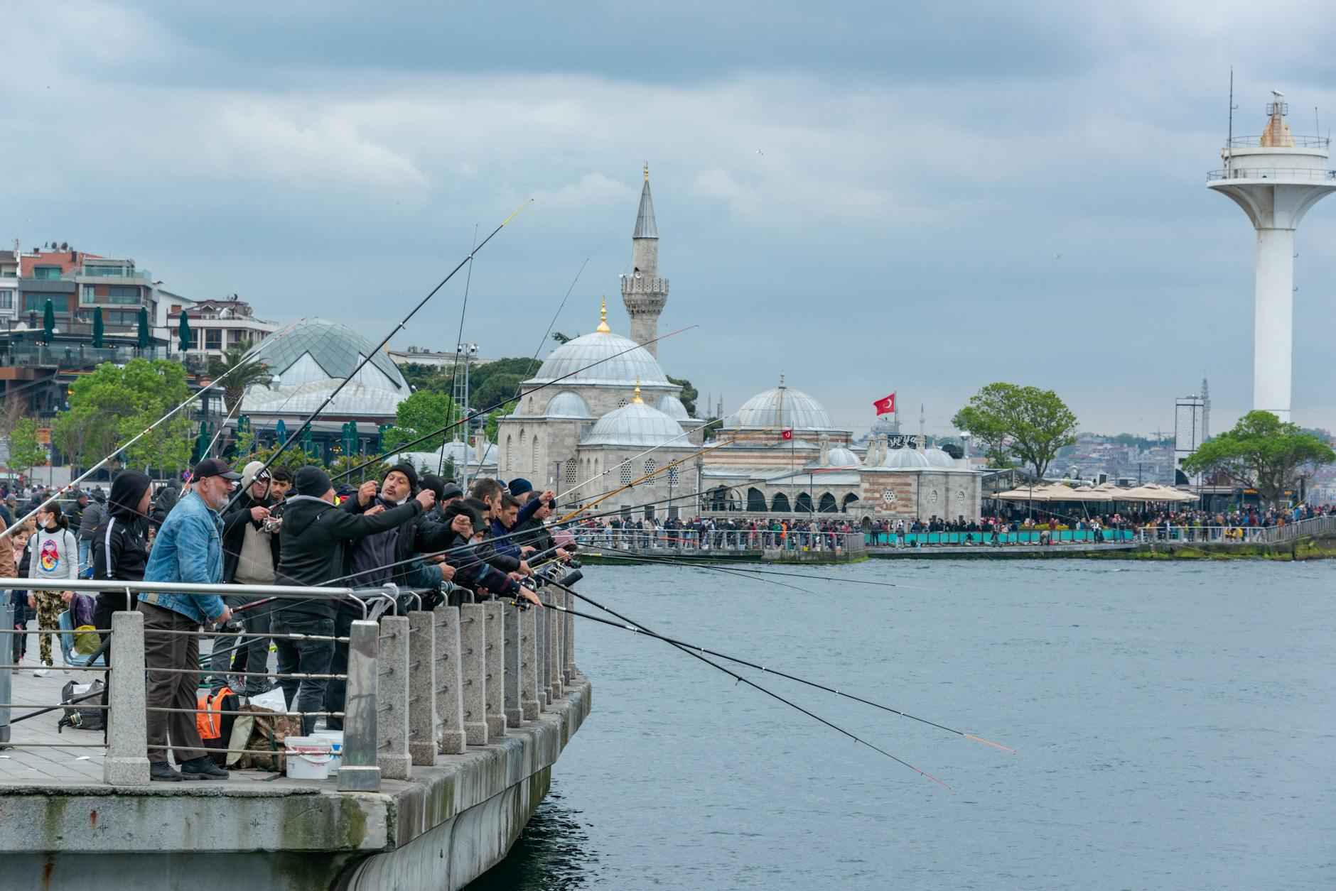 Danimarka’da Yılbaşı Kutlamaları: Gelenekler Danimarka'da Yılbaşı Kutlamaları: Gelenekler