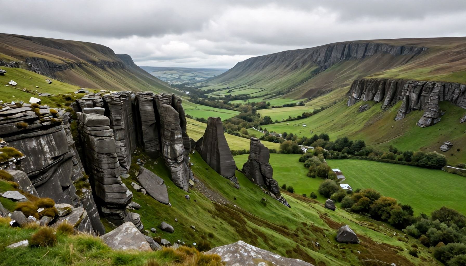 Kuzey İrlanda'nın Gizli Doğa Harikaları: Düzensiz Kaya Formasyonları ve Yeşil Vadi*